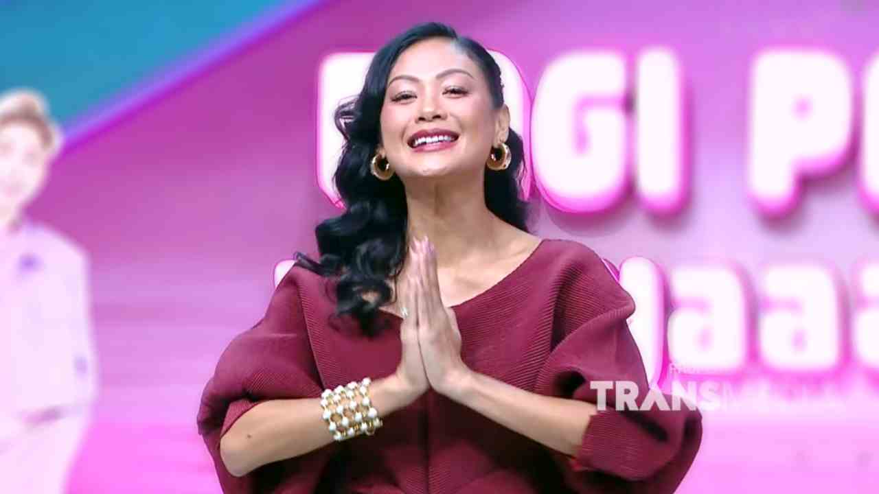 Indah Kalalo Menikmati Kegembiraan Hidup sejak Pindah ke Bali