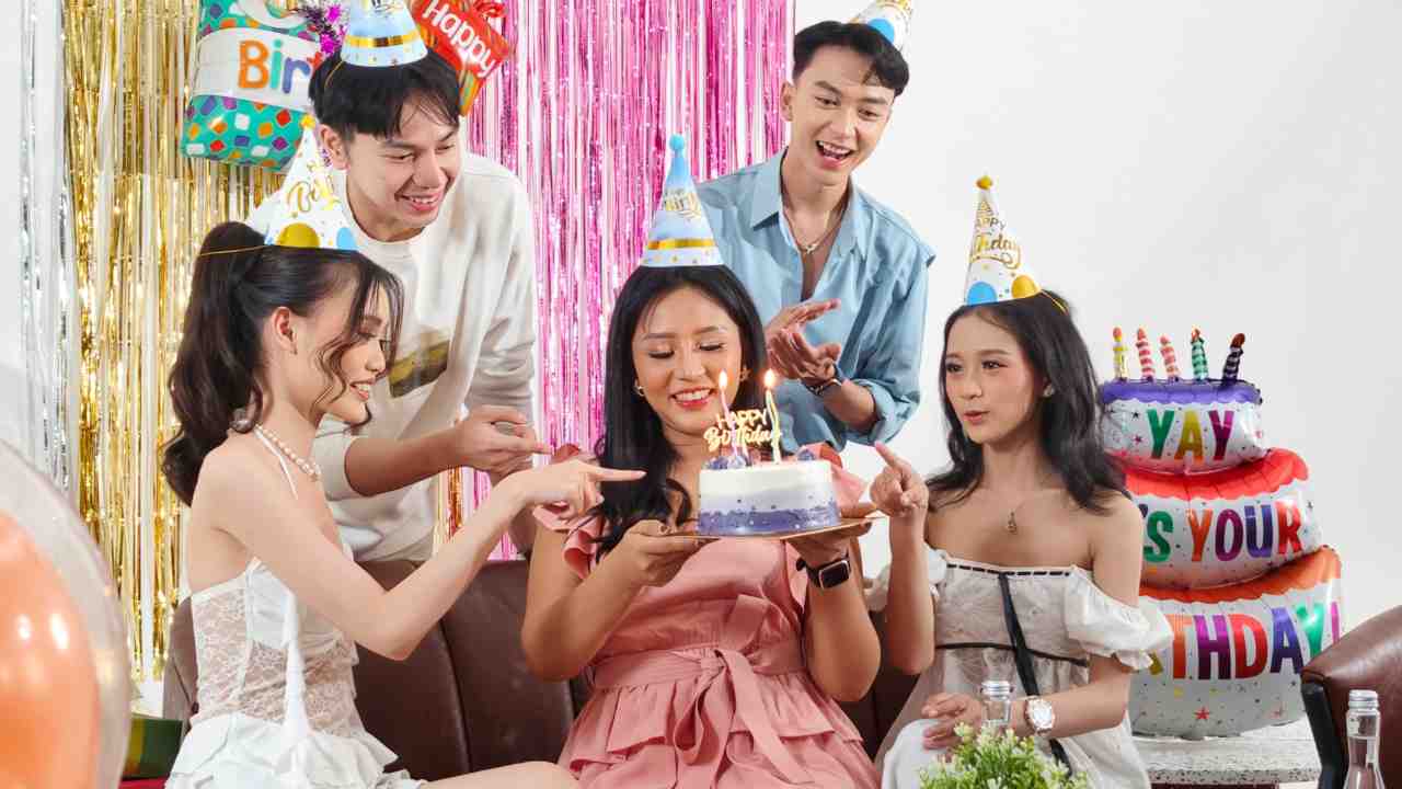 BASA-BASI: Pentingkah Merayakan Ulang Tahun? Apa Manfaatnya?