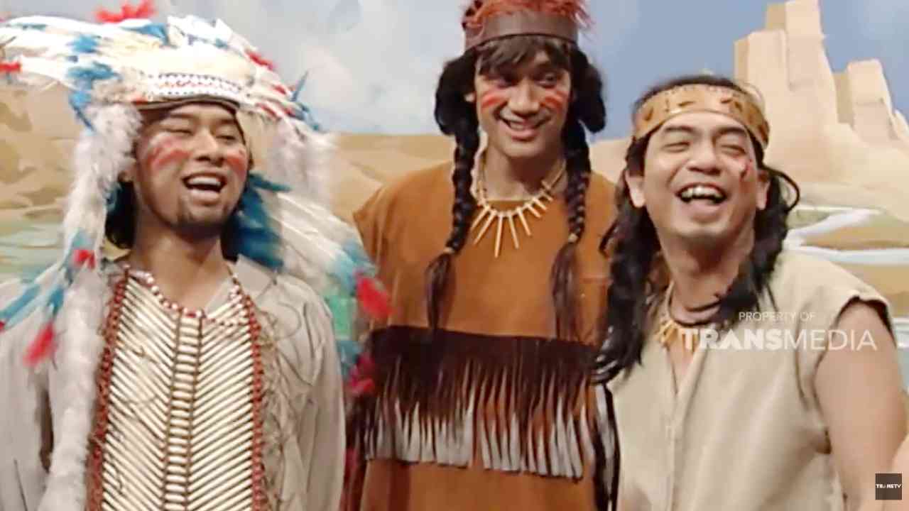EXTRAVAGANZA: Pertempuran Suku Indian