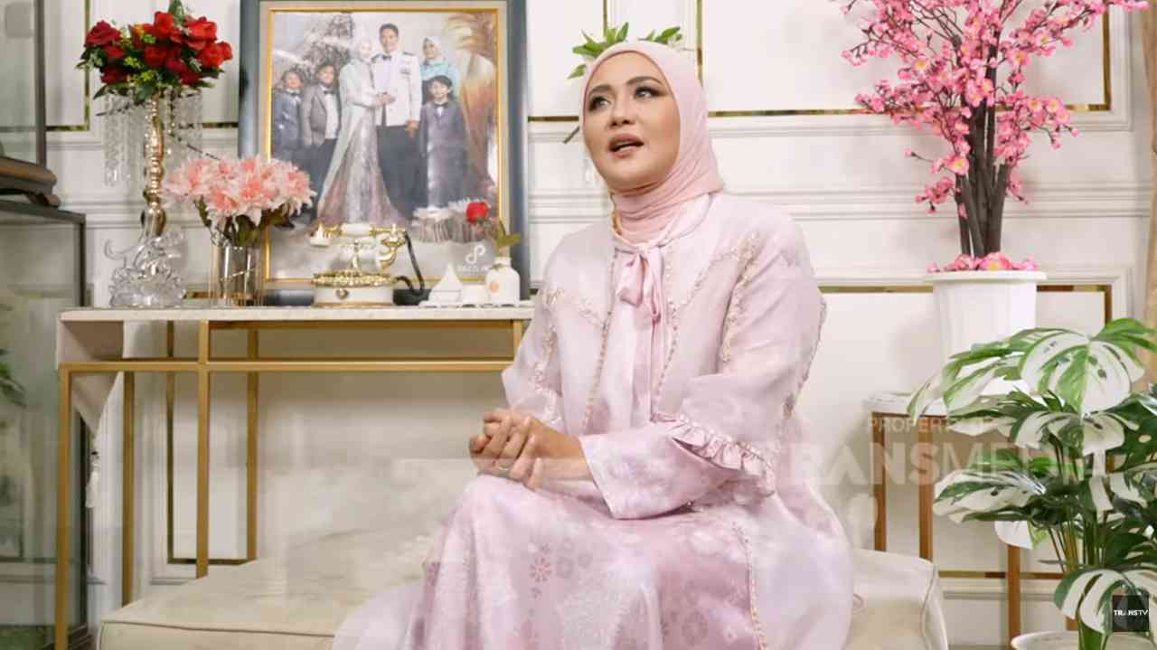 Ketangguhan Juliana Moechtar Menemukan Kebahagiaan