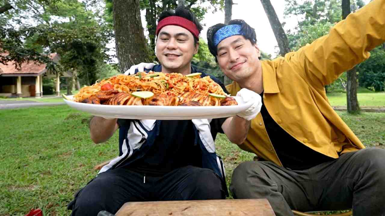 Somtam Seafood Panggang, Sensasi Smoky yang Berpadu Asam-Pedas Thailand