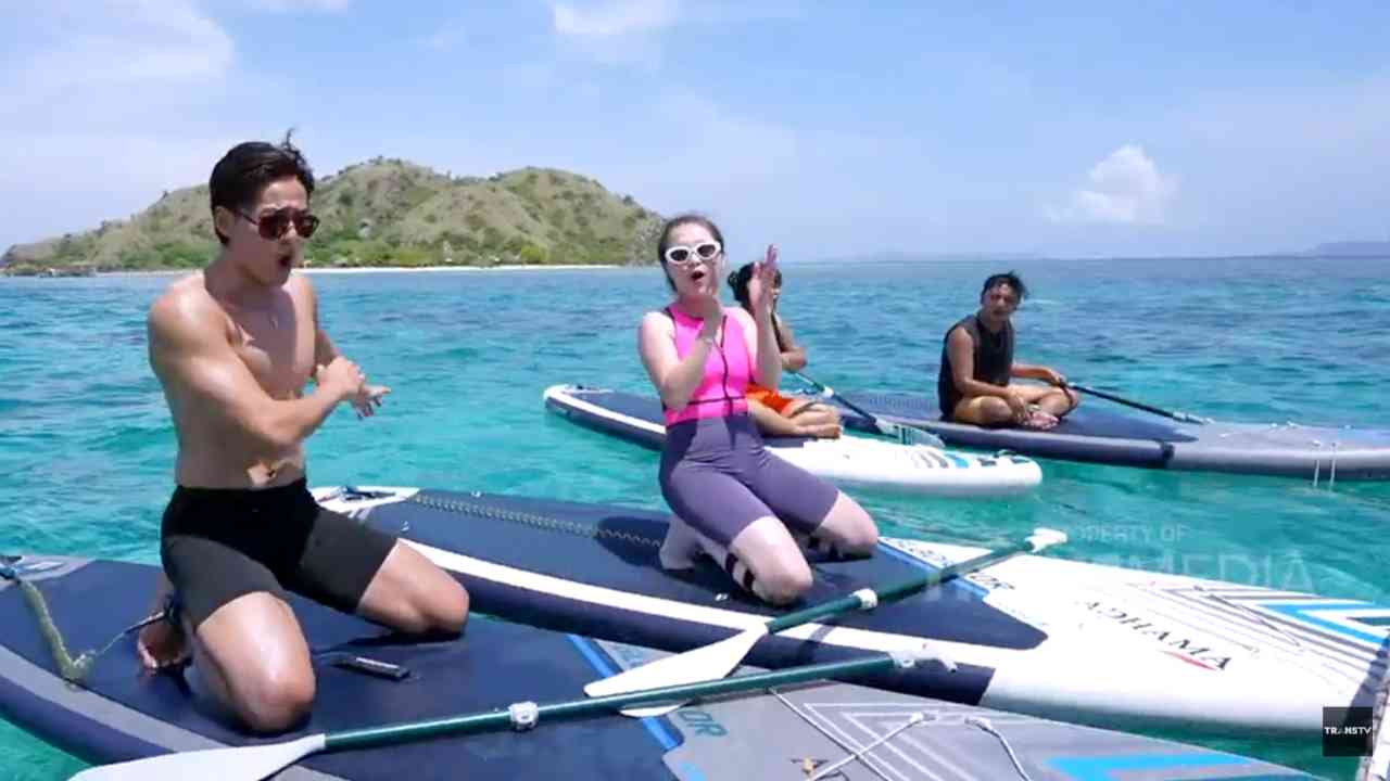 Celebrity on Vacation