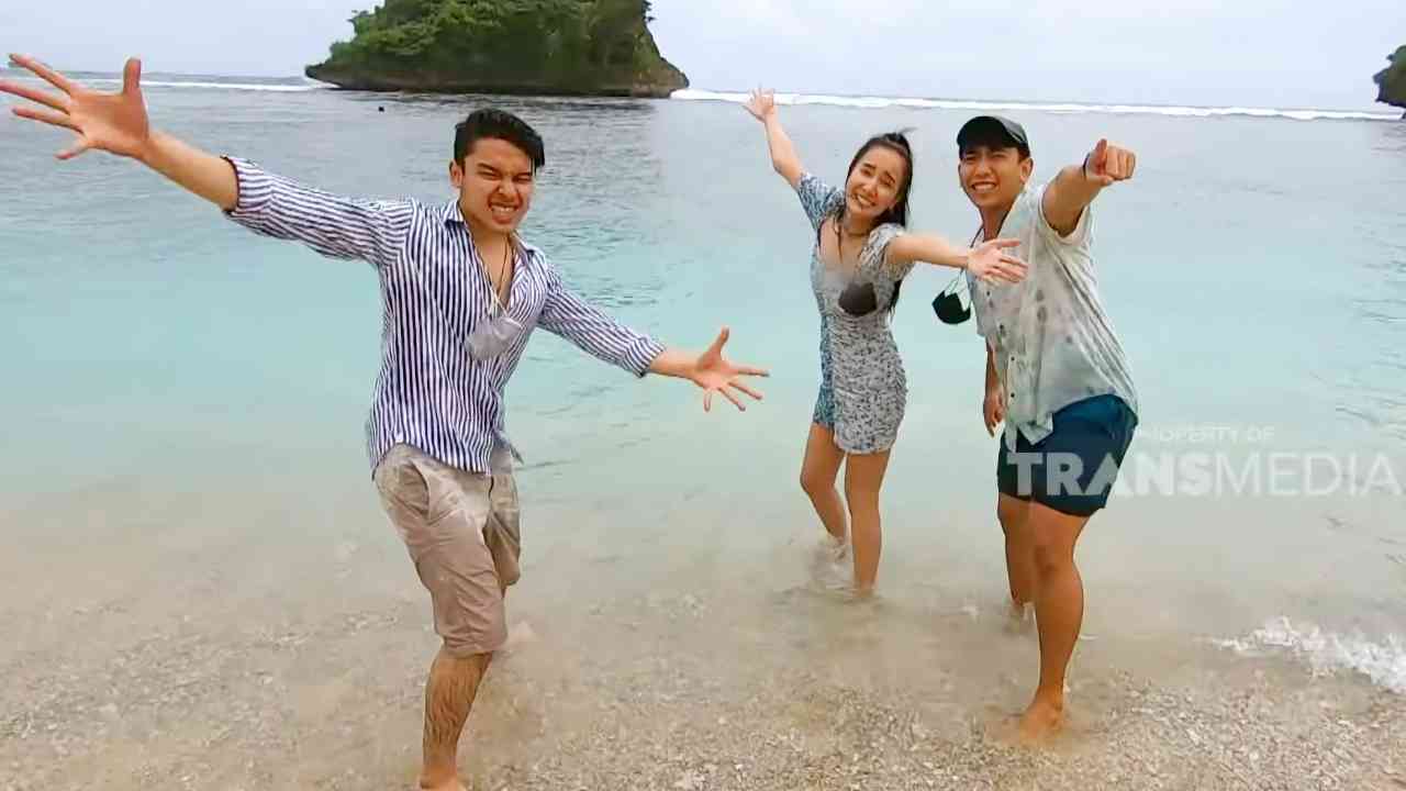 Celebrity on Vacation