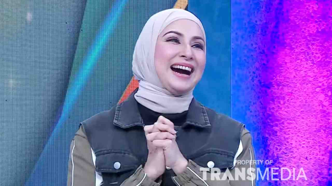 Deswita Maharini Hadapi Krisis Paruh Baya dengan Merefleksikan Diri