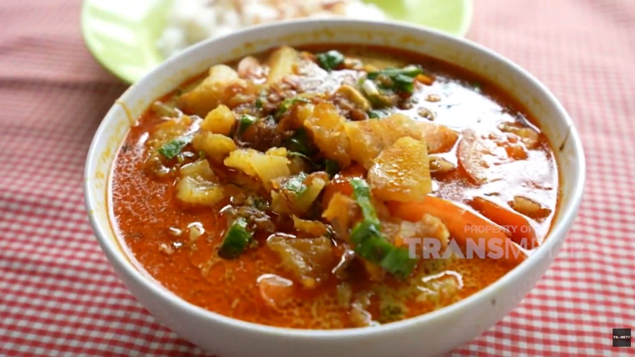 Soto Betawi Enak di Pamulang dengan Kuah Creamy dan Daging yang Empuk