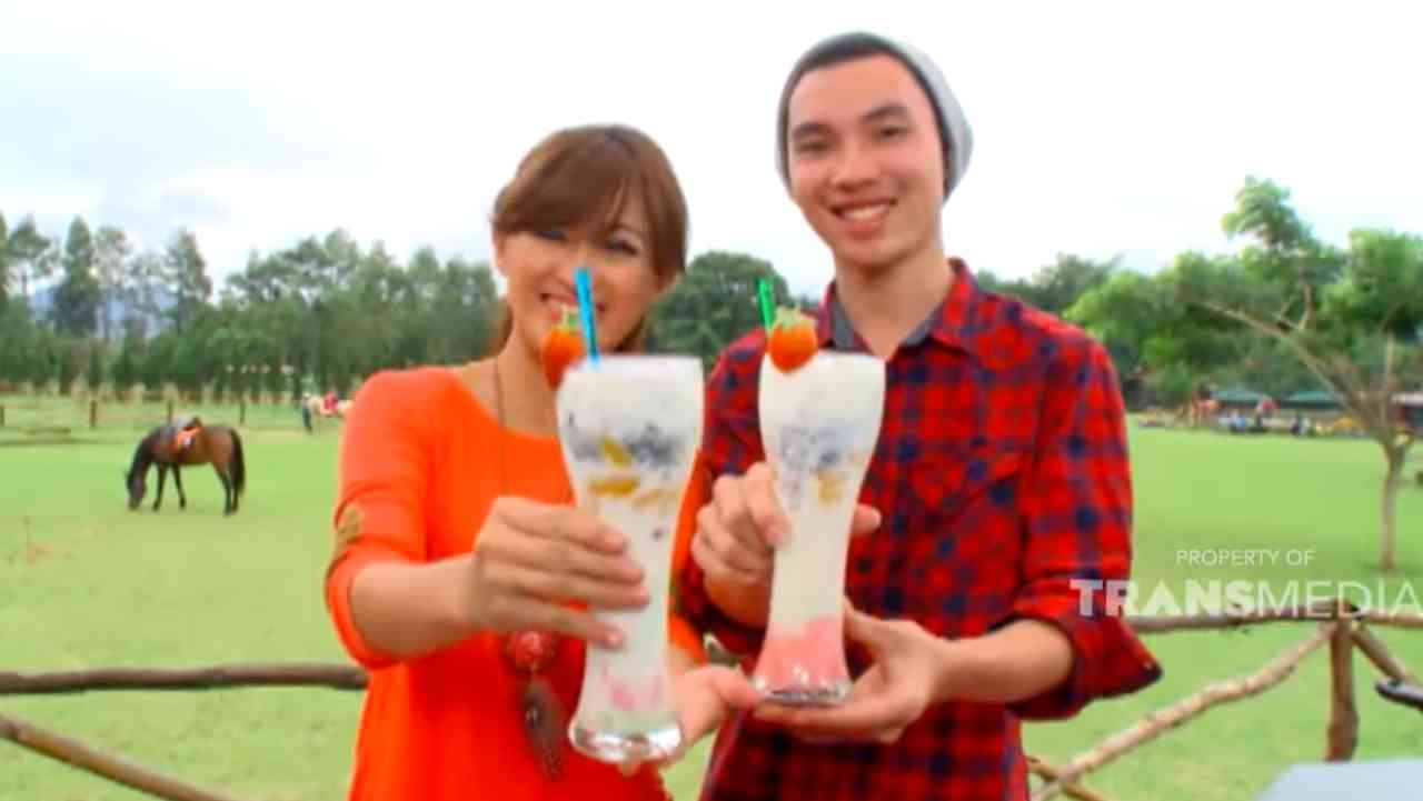 ALA CHEF: Puding Susu Cocktail Buah Bikinnya Mudah