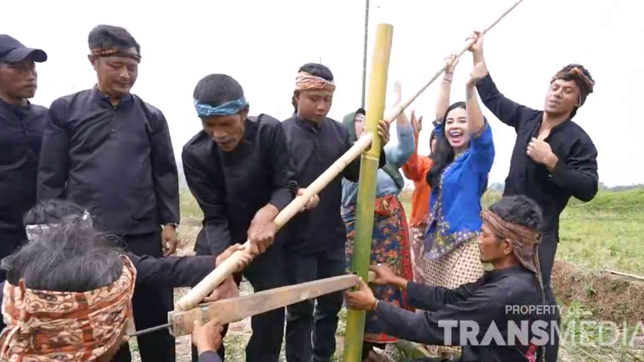 Tradisi Kolecer, Membangun Kincir Angin Raksasa Penanda Musim Tanam
