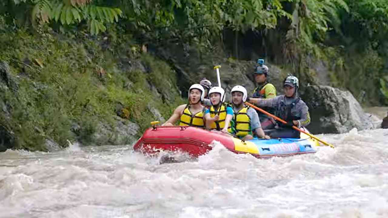 Rafting Batang Anai Padang Pariaman, Petualangan Seru di Alam Minangkabau