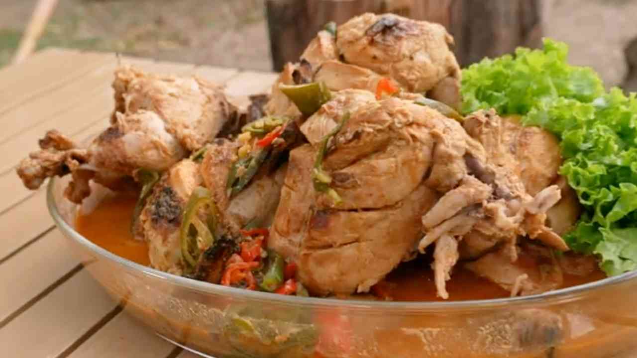 Ayam Guling Kuah Mangut, Hadirkan Sensasi Pedas-Gurih yang Meresap