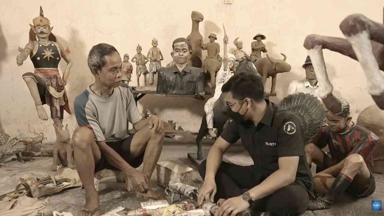 Perjuangan Seorang Kakek Tuna Netra Pengrajin Patung