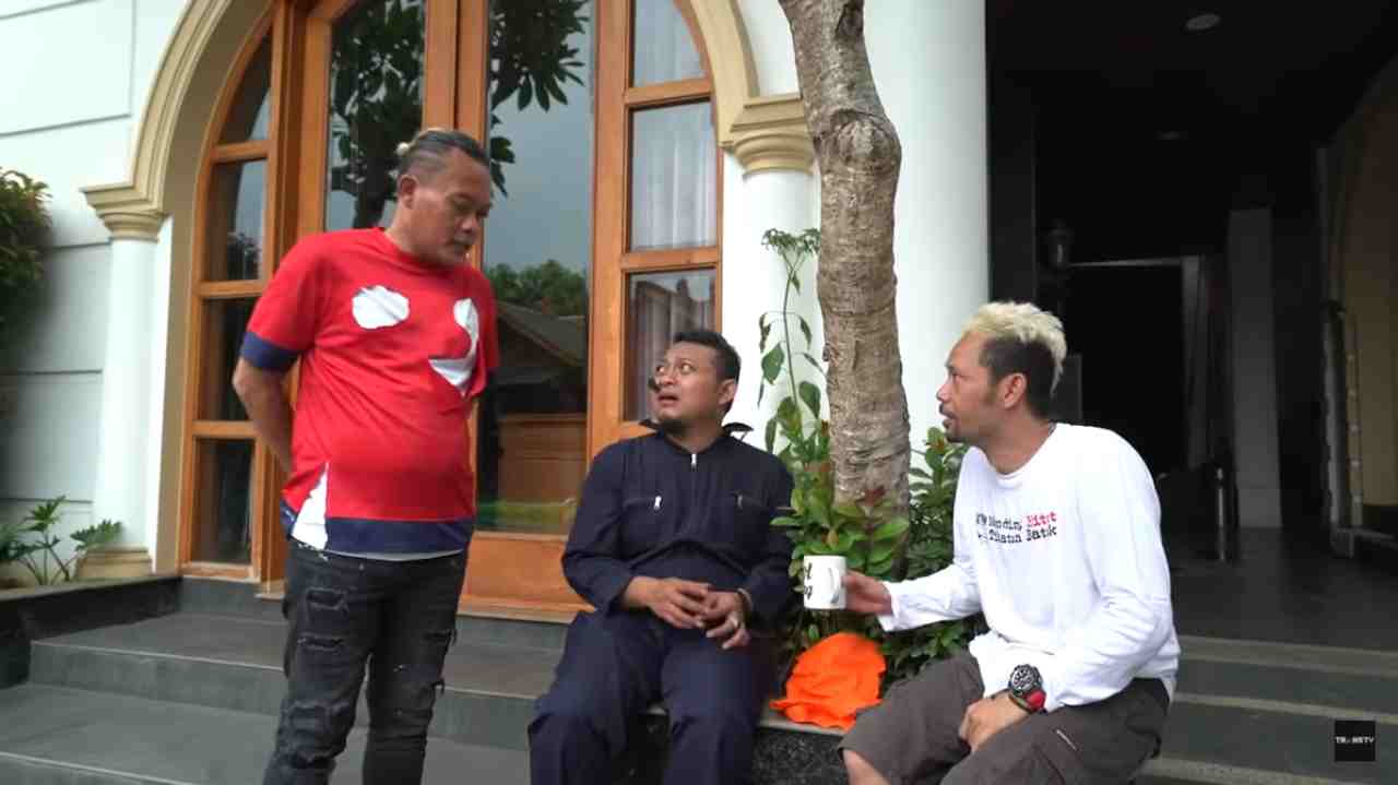 Cerita Cinta Sule