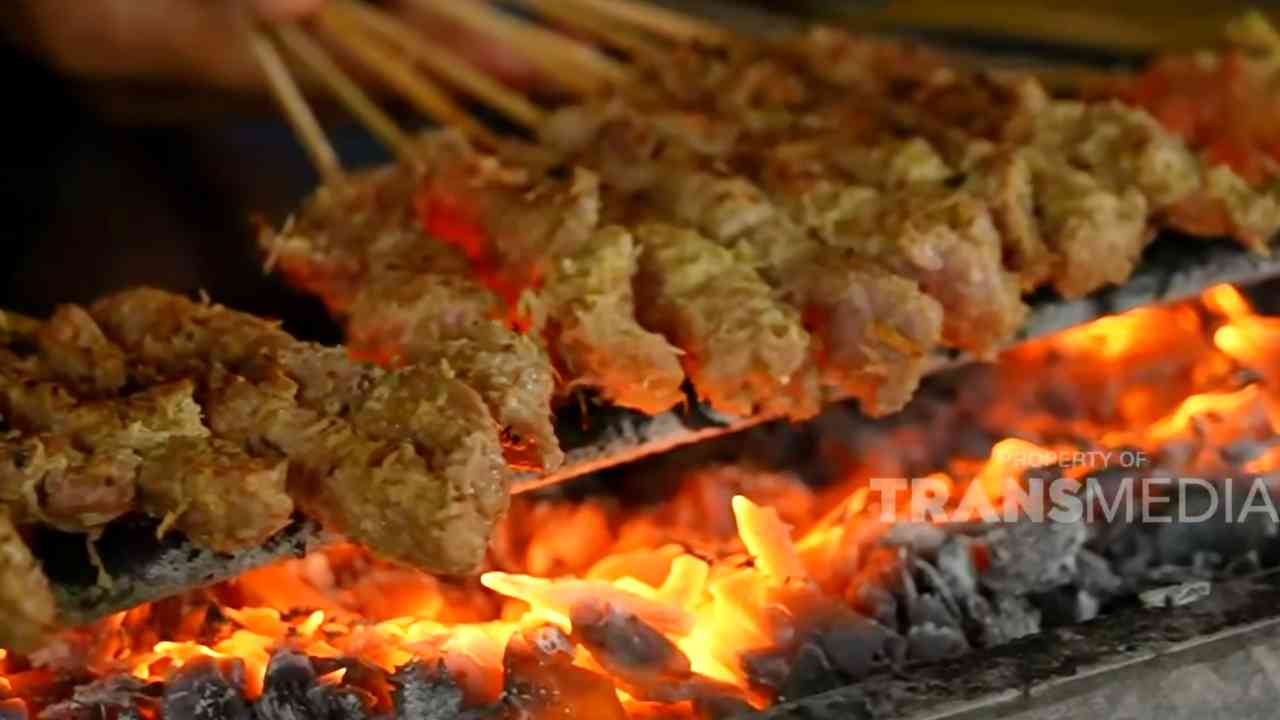 Sate Klopo Khas Surabaya Patut Dicicipi, nih!