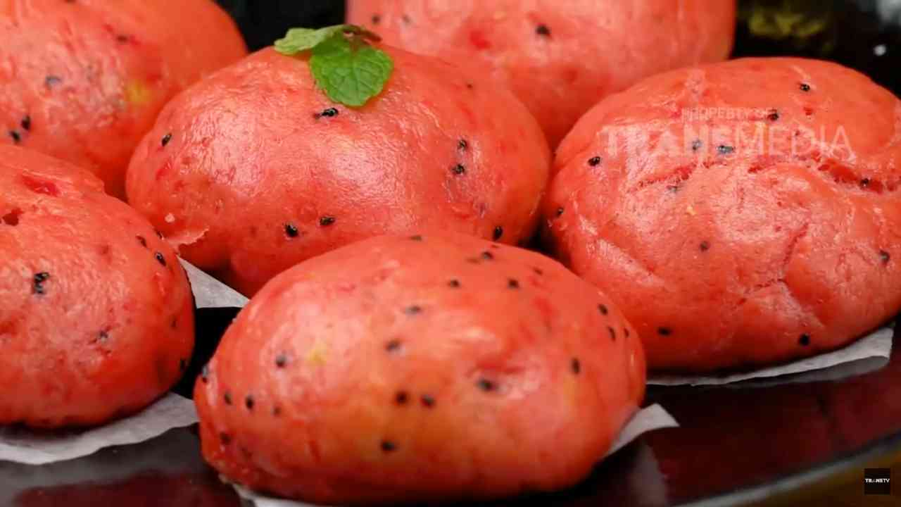 SEMUA BISA MASAK: Bakpao Naga Merah Isi Coklat PAduan yang Sempurna