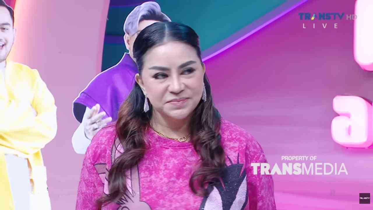 Begini Kronologi Anisa Bahar Ditipu hingga Ratusan Juta Rupiah