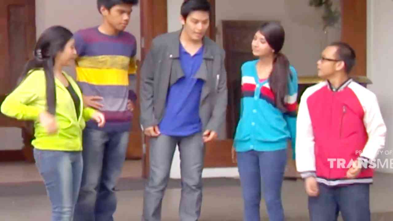 SKETSA: Bagi Tugas untuk Berkemah