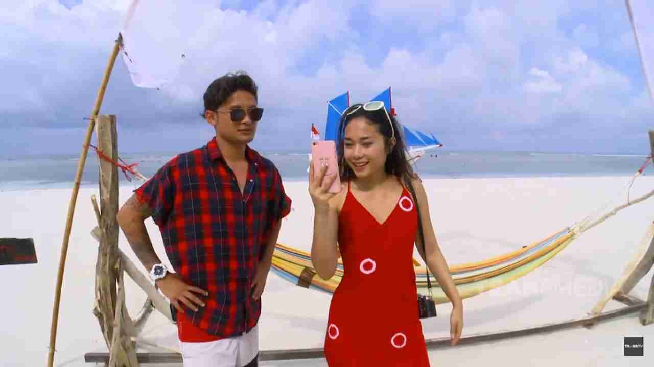 trans tvcelebrity on vacation pantai mandala ria