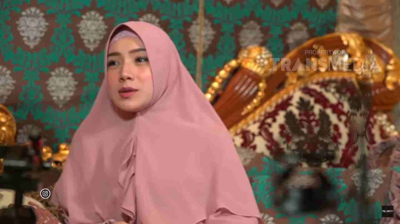 trans tv hijrah indri giana