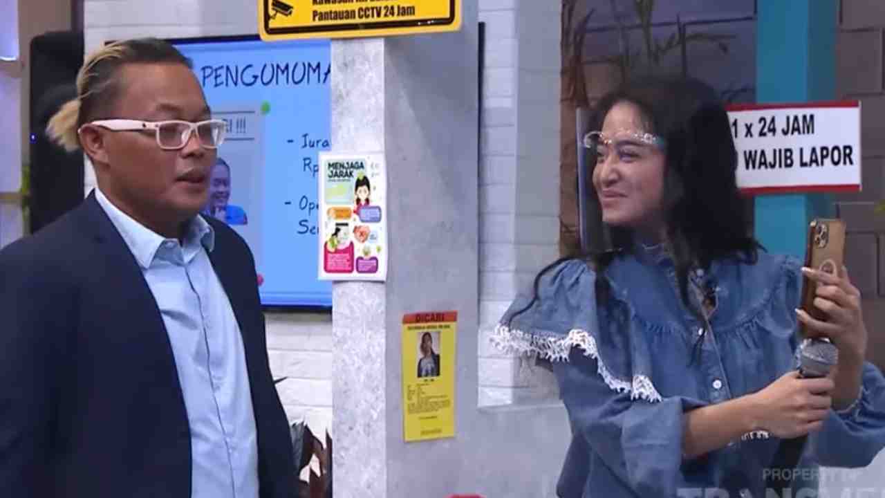 Dewi Perssik Keasyikan Ngobrol Dengan Anaknya Sule - Trans TV